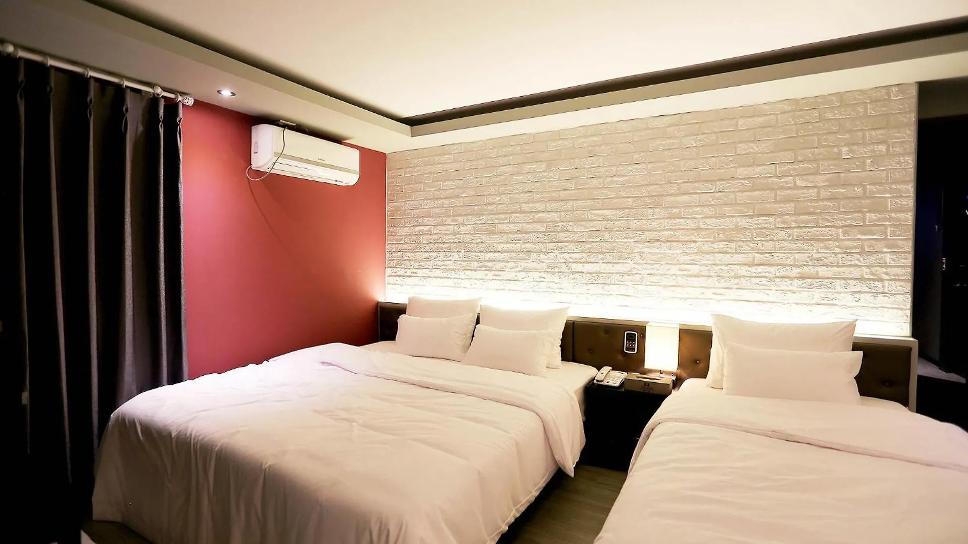 מוטל בוסאן Hotel Bridge