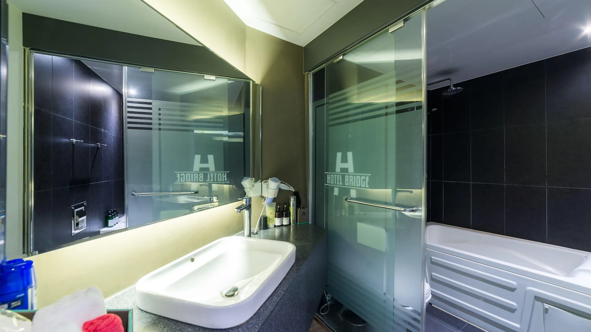 Motel Hotel Bridge Busan