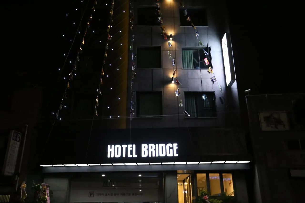 Motel Hotel Bridge Busan South Korea